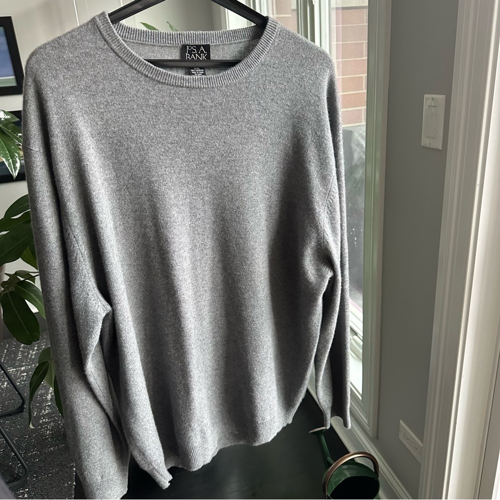 Jos A Bank 100% Cashmere Sweater (XXL)